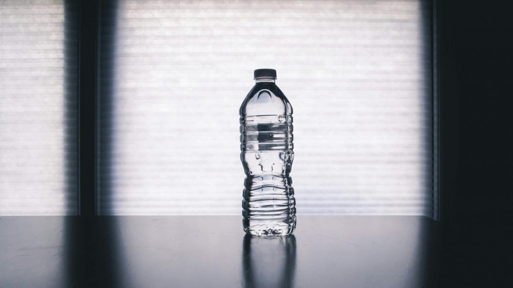 Tips Efektif Menyimpan Air Minum Kemasan untuk Pelaku Usaha
